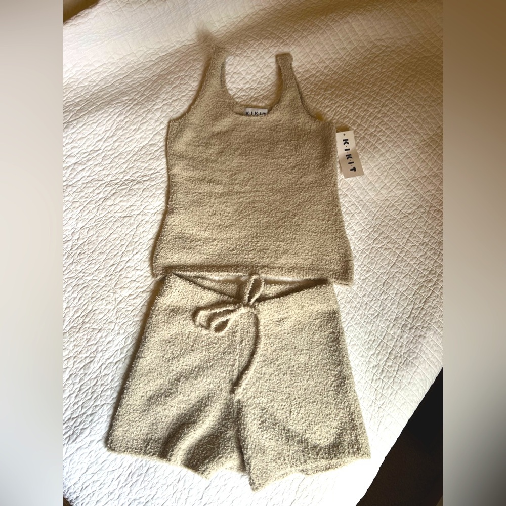 KIKIT 2 piece fuzzy lounge set, size small